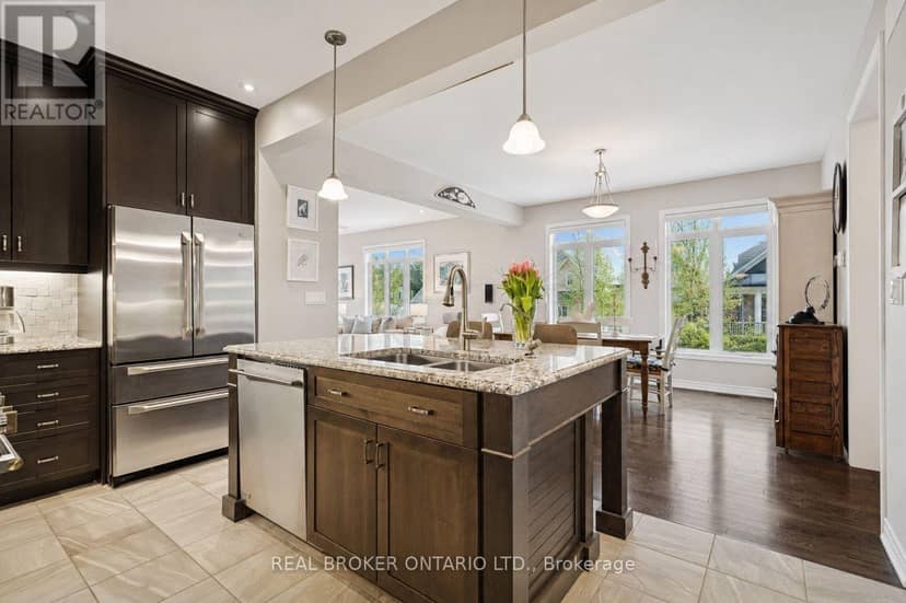 10 Chestnut Drive — photo 11 of 40