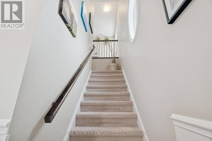 10 Chestnut Drive — photo 24 of 40