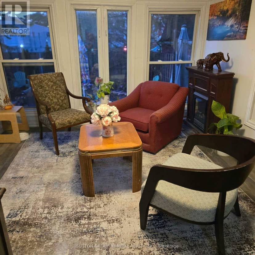 1648 Laing Street — photo 4 of 25