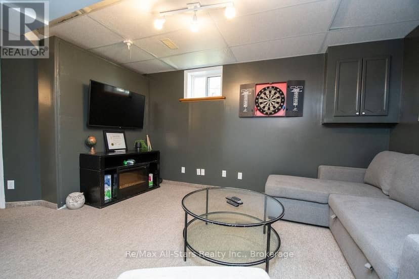 1118 Huntington Circle — photo 30 of 40