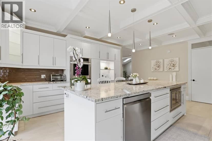 2371 SNYDERS Road E — photo 14 of 40