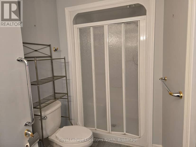 23 - 275 Huron Street — photo 31 of 40