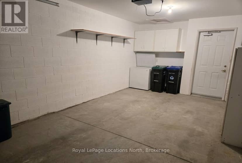 23 - 275 Huron Street — photo 33 of 40