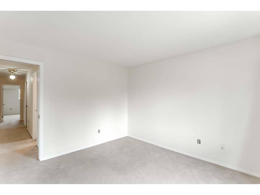 244 32691 GARIBALDI DRIVE, Abbotsford, photo 5