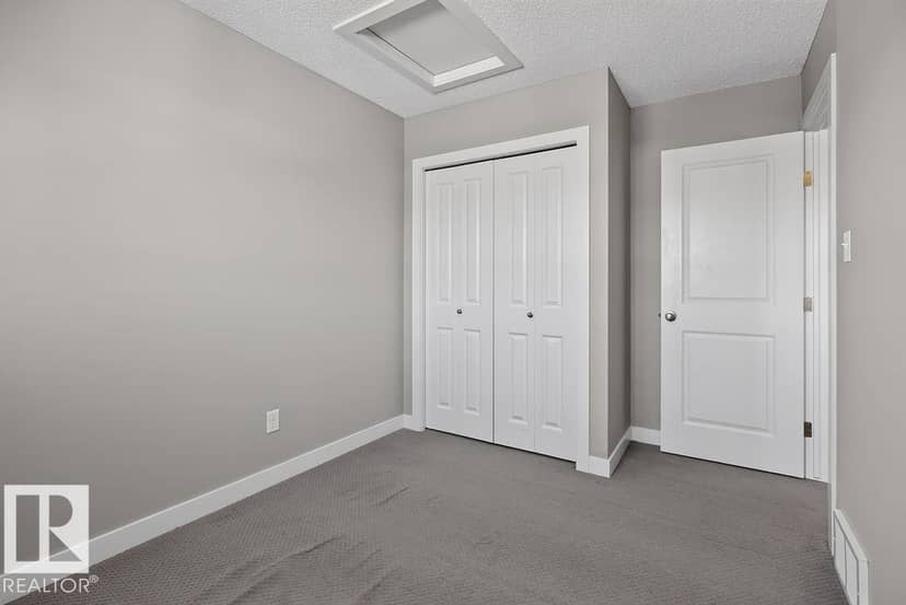12 Meadowland Cr — photo 22 of 37