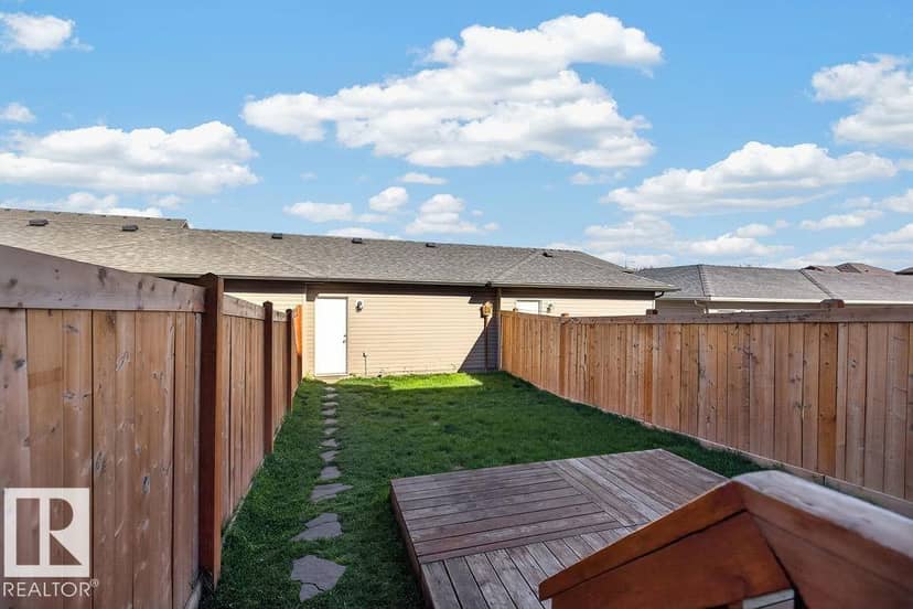 12 Meadowland Cr — photo 36 of 37