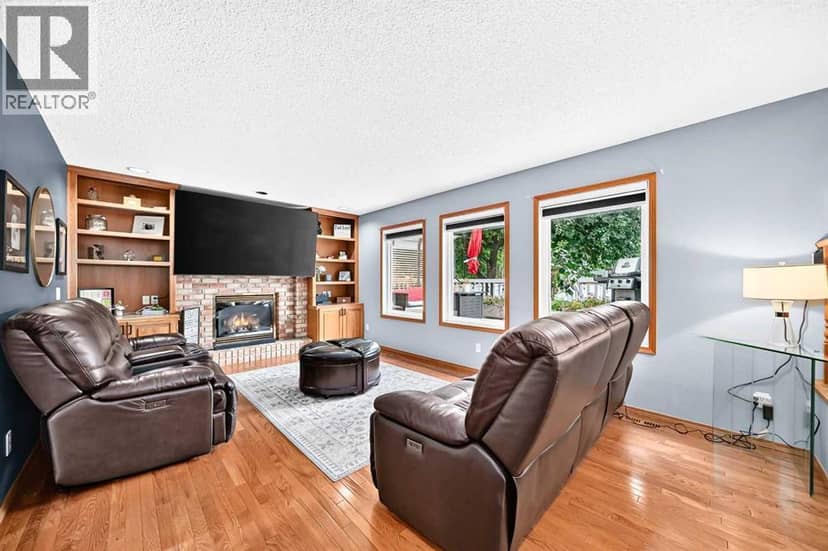 36 Chinook Crescent — photo 17 of 40
