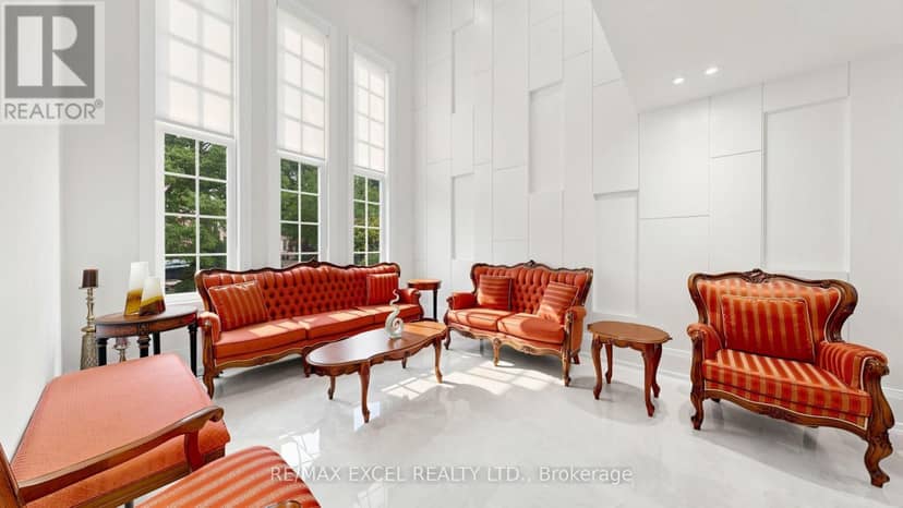 2B Trinity Crescent, Richmond Hill, photo 6