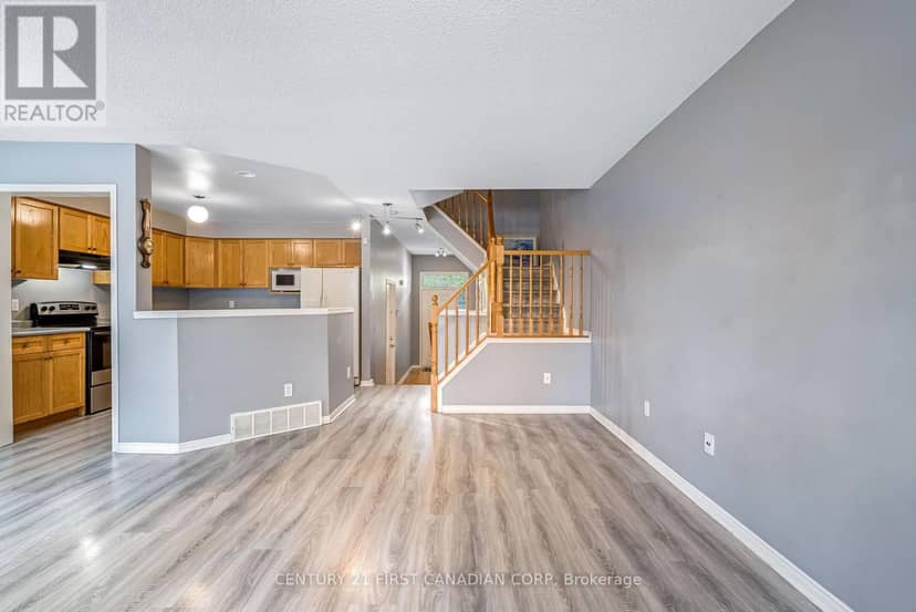 22 - 185 North Centre Road — photo 9 of 40