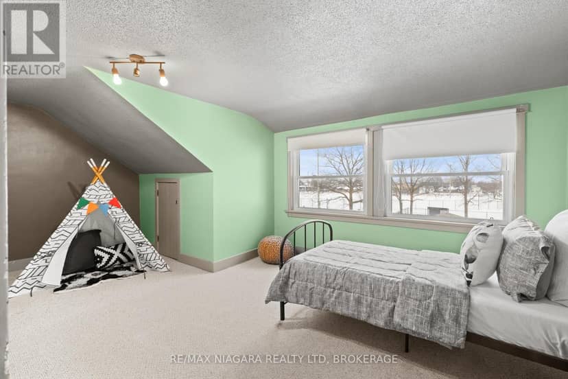 401 Fielden Avenue — photo 19 of 40