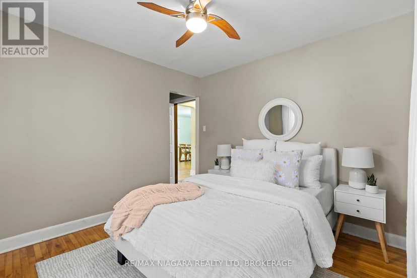 401 Fielden Avenue — photo 15 of 40