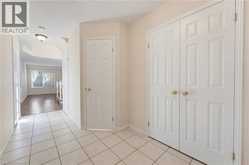 1276 SILVAN FOREST Drive Unit# 29, Burlington, photo 6