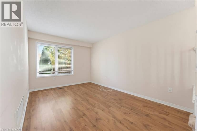 1276 SILVAN FOREST Drive Unit# 29, Burlington, photo 7