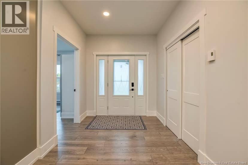 9 Flynn Street — photo 2 of 40