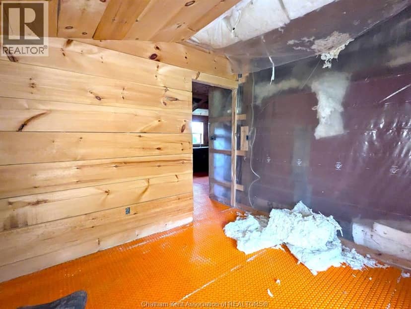 6191 Isabelle STREET — photo 11 of 19