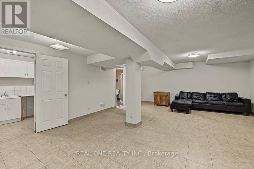 476 Bud Gregory Boulevard — photo 38 of 40