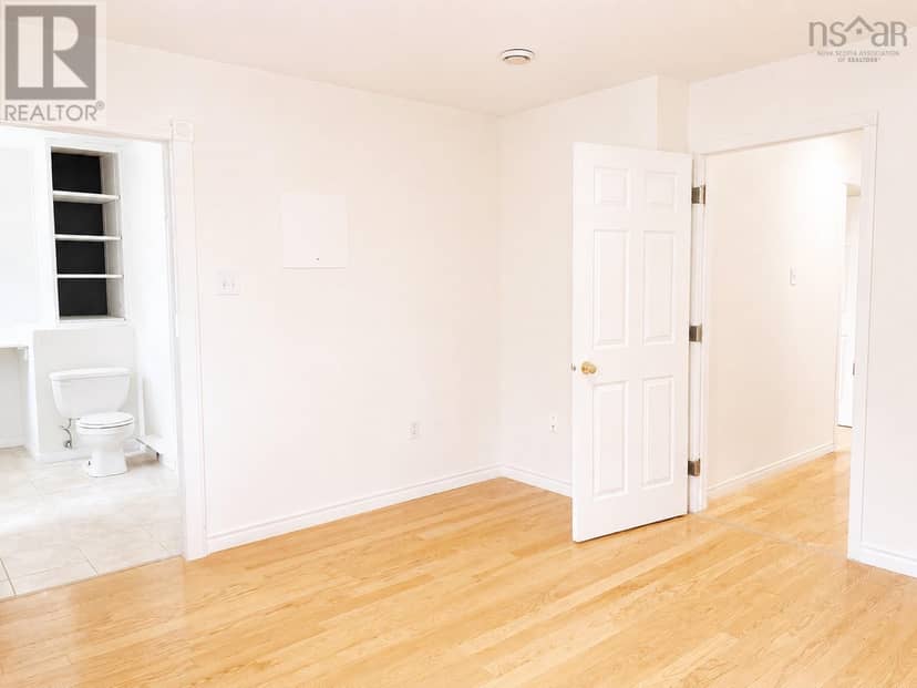 469 Brunswick Street — photo 16 of 35
