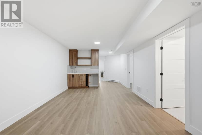398 Shore Drive, Bedford, photo 7
