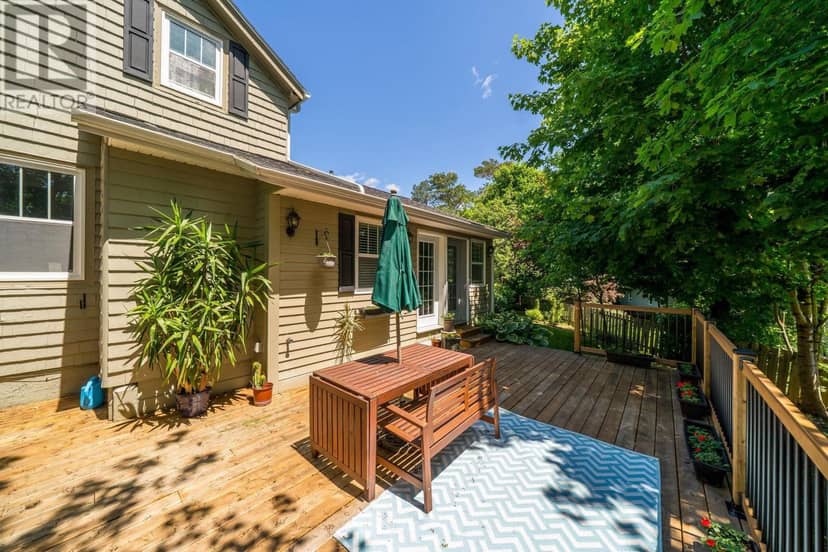 16 Lawnwood Avenue — photo 39 of 40