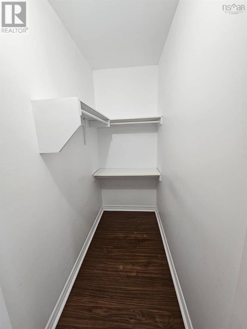 28 Pleasant Street — photo 23 of 30