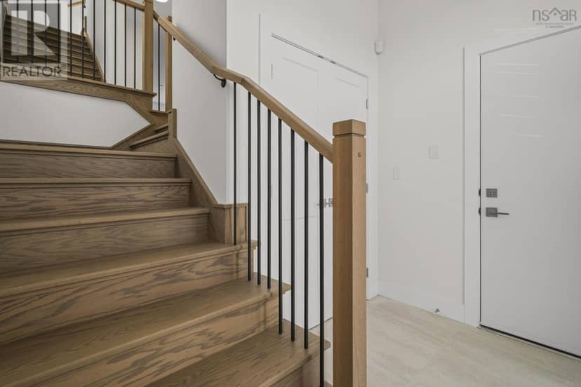 GAR22 108 Garvey Court, Bedford West, photo 3