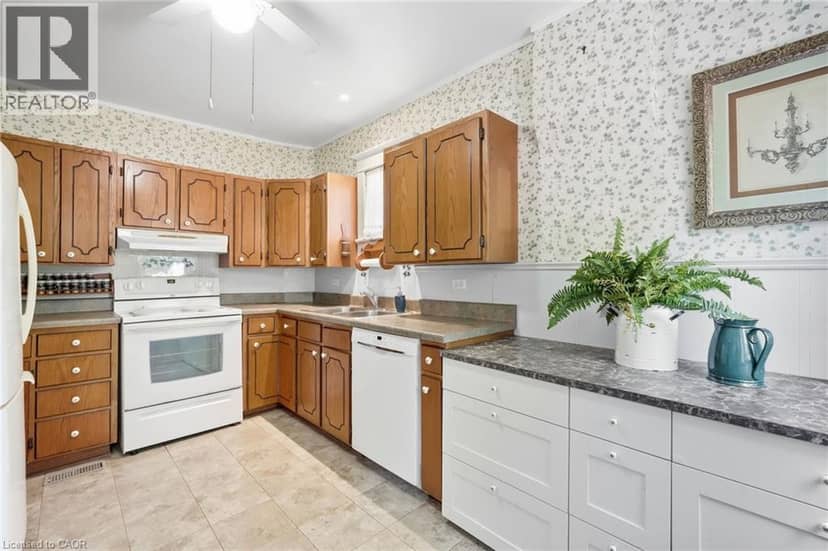 41 EAST 14TH Street — photo 18 of 40