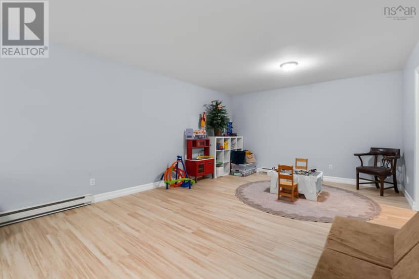 Dr. 43 Bayview Drive — photo 29 of 40