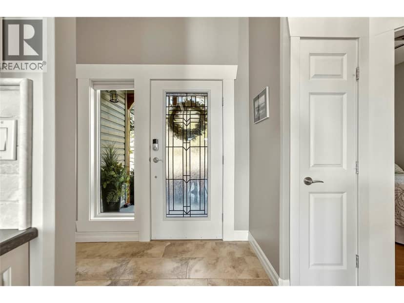 642 Mountain Drive, Vernon, photo 6