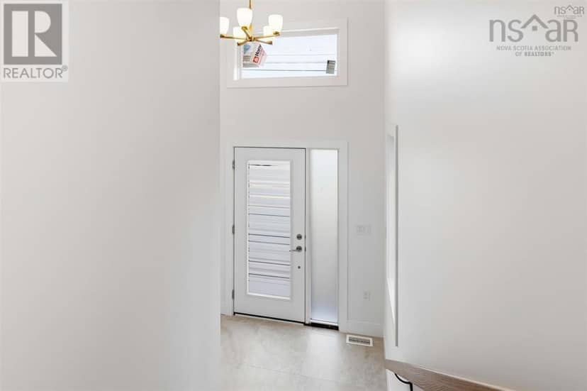 LW02 208 Lewis Drive, West Bedford, photo 3