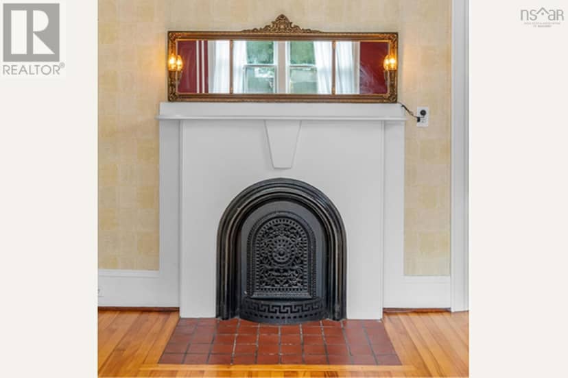 28 Arlington Place — photo 10 of 40