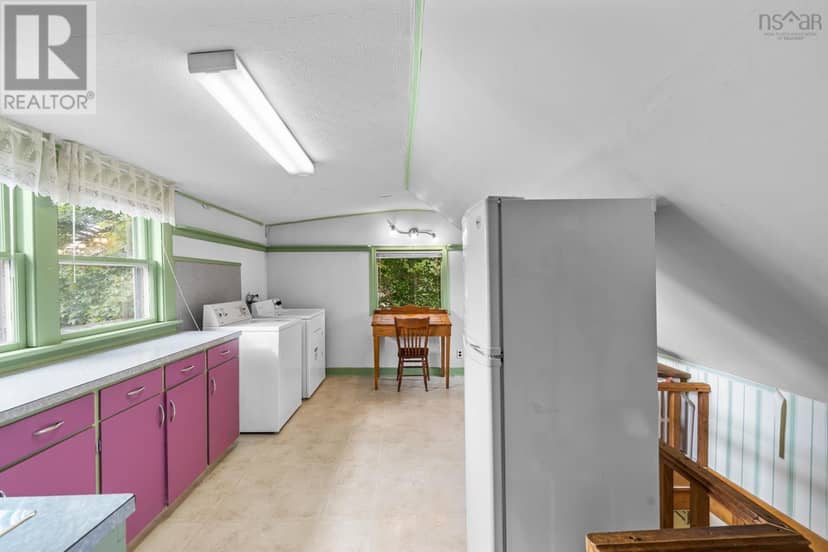 28 Arlington Place — photo 34 of 40