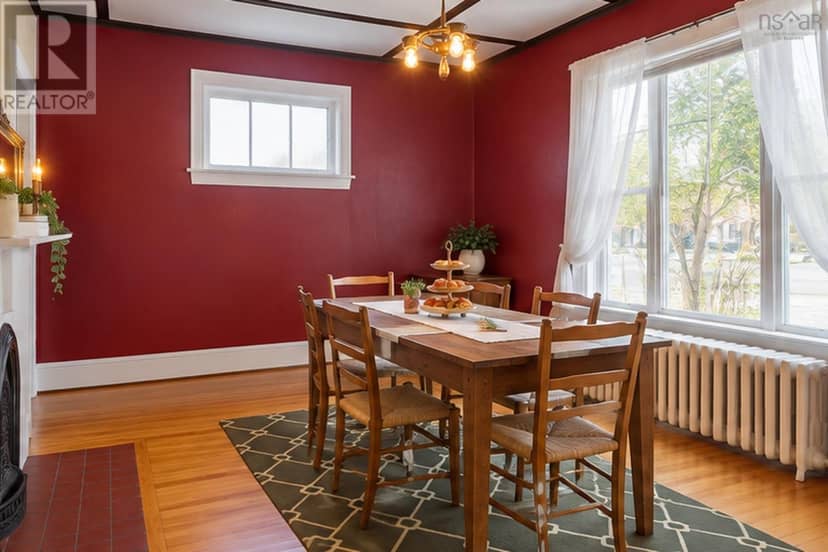 28 Arlington Place — photo 9 of 40