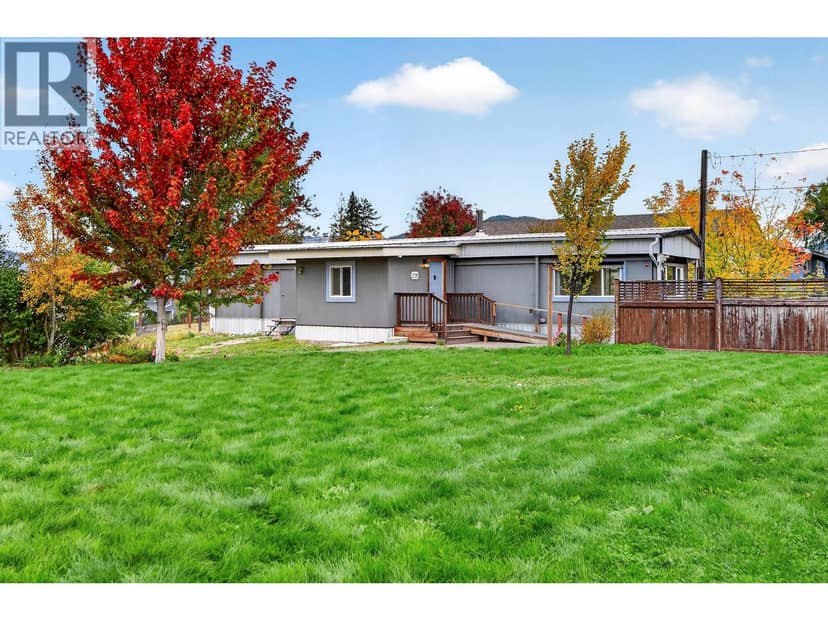 1299 PINEGROVE Road, Kamloops