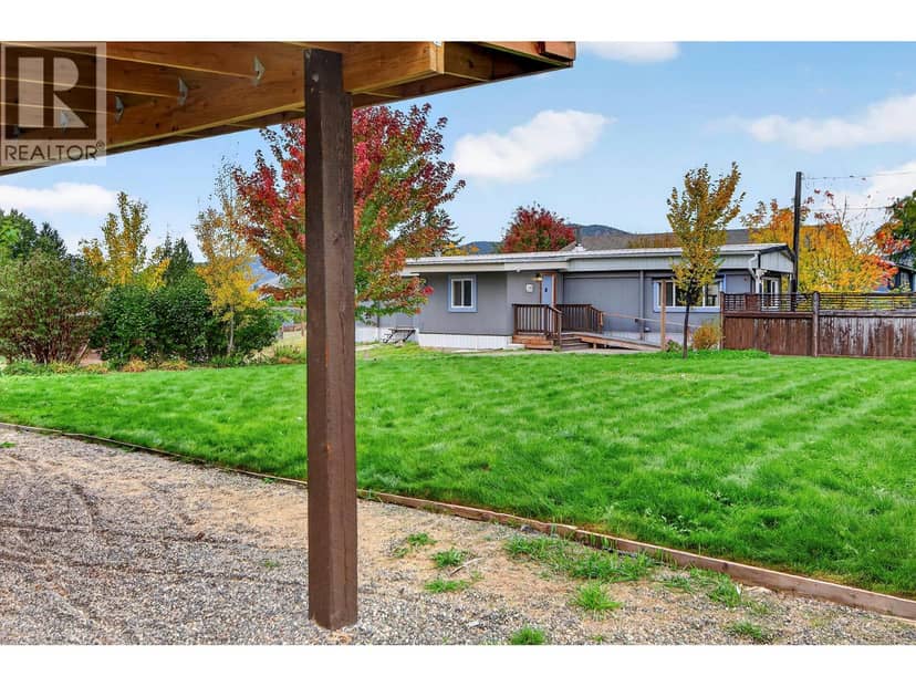 1299 PINEGROVE Road, Kamloops, photo 3
