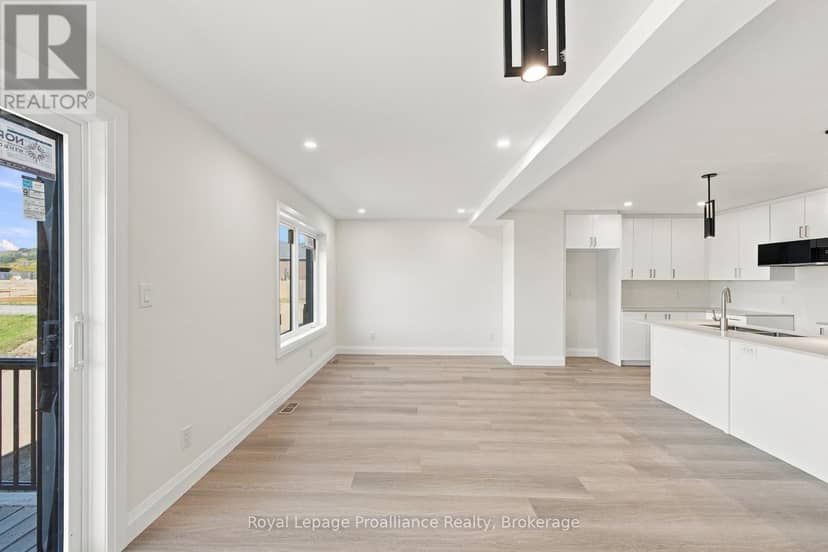 6 Ambrosia Way — photo 15 of 40