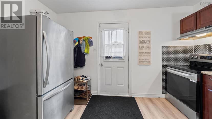 57 Ridge Avenue — photo 21 of 40