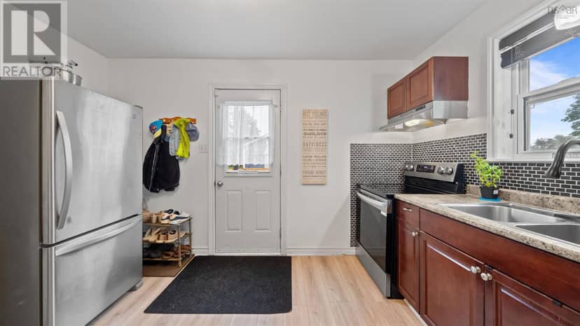 57 Ridge Avenue — photo 20 of 40