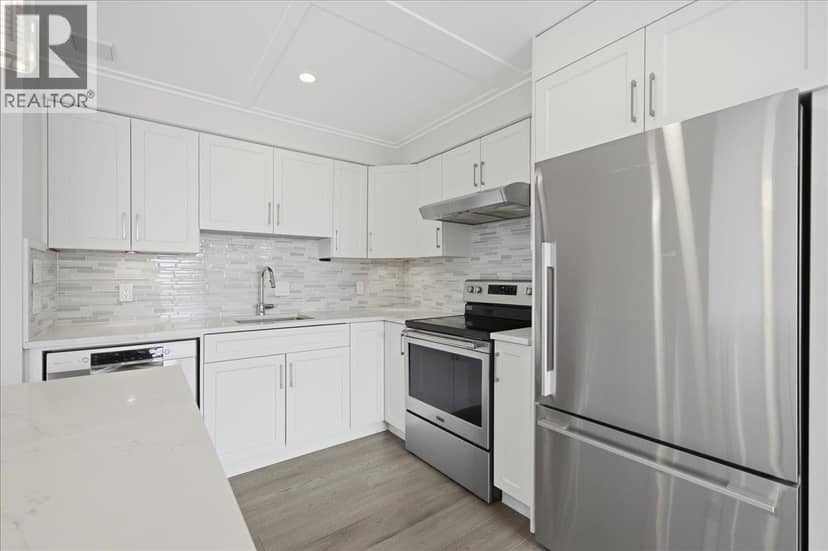 802 1745 ESQUIMALT AVENUE, West Vancouver, photo 6