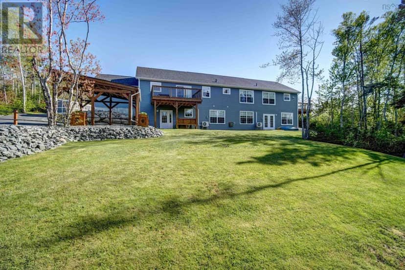 27/29 Pioneer Hill, Whites Lake, photo 2