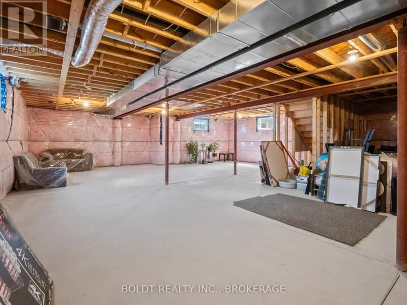 412 Hummel Crescent — photo 24 of 28
