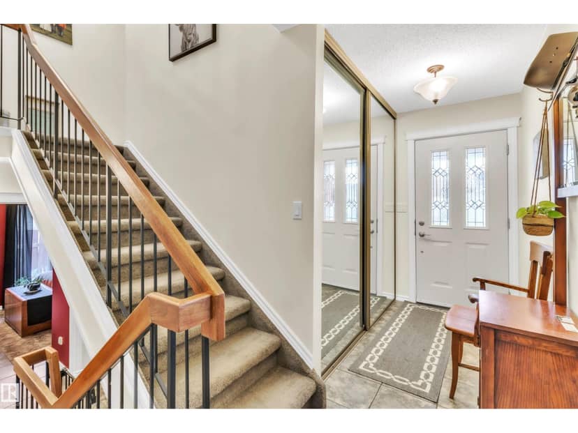 76 Gariepy Cr NW, Edmonton, photo 6