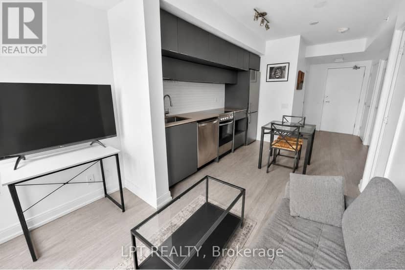 807 - 181 Dundas Street E — photo 10 of 31