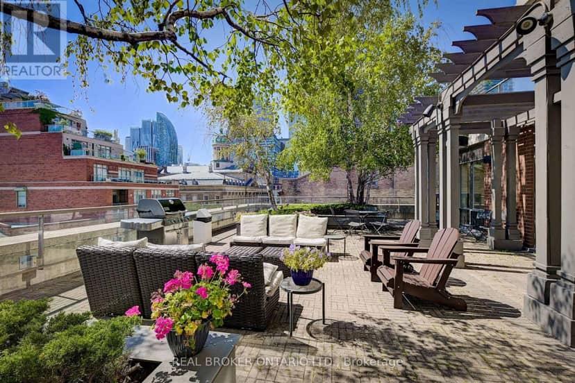 1604 - 168 King Street E — photo 39 of 40