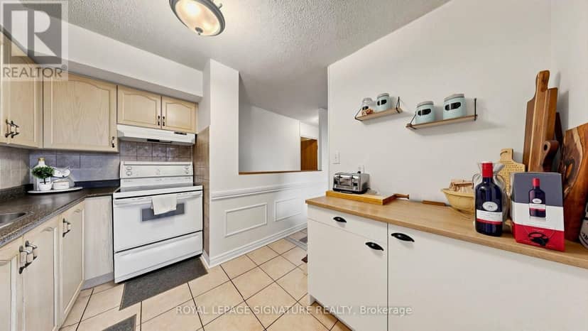 402 - 454 Centre Street S — photo 12 of 31