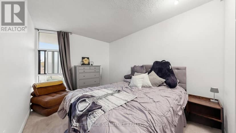 402 - 454 Centre Street S — photo 19 of 31