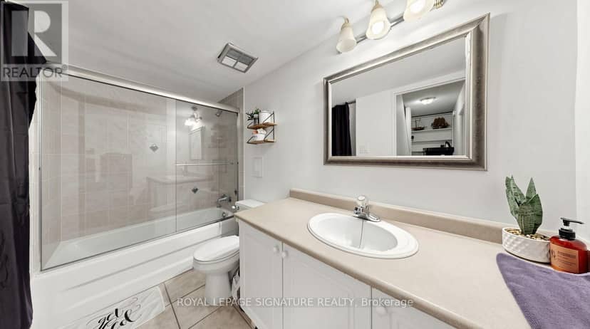 402 - 454 Centre Street S — photo 20 of 31