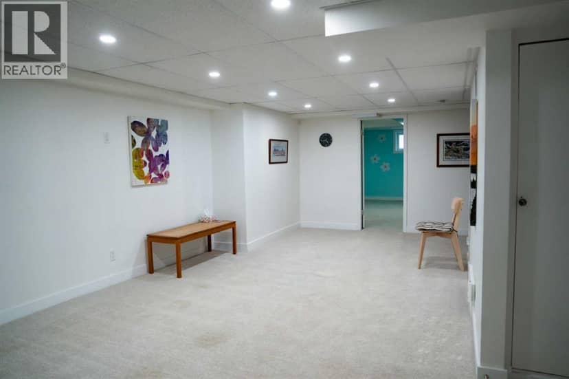125 Douglas Drive — photo 14 of 24