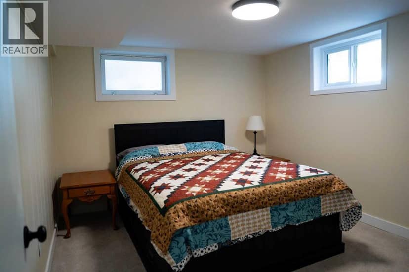 125 Douglas Drive — photo 16 of 24