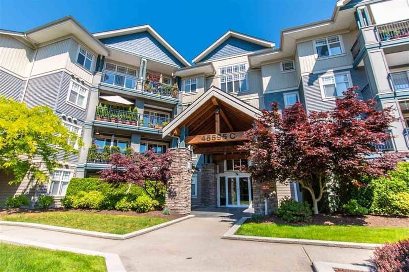 109C 45595 TAMIHI WAY, Garrison Crossing, Chilliwack