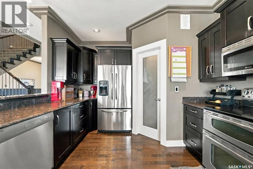 814 Rock Hill LANE — photo 10 of 40